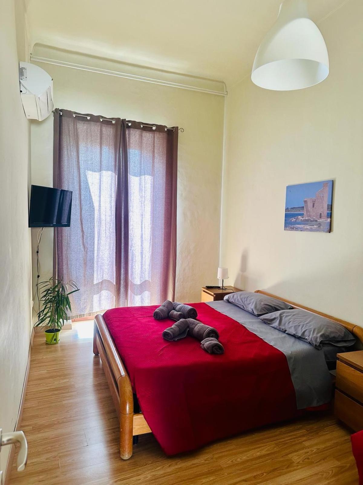 Holiday House Valpie Avola Esterno foto