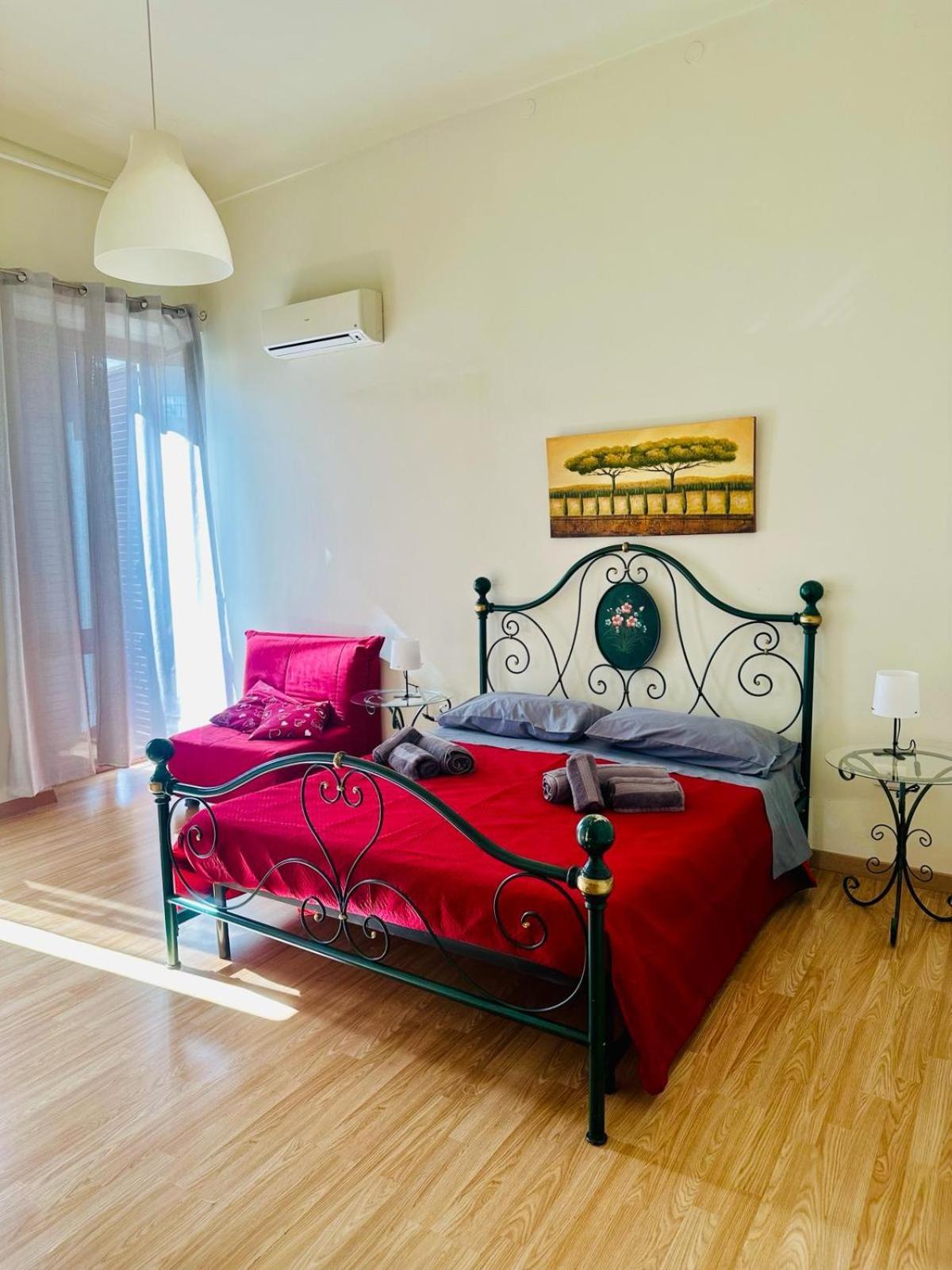 Holiday House Valpie Avola Esterno foto