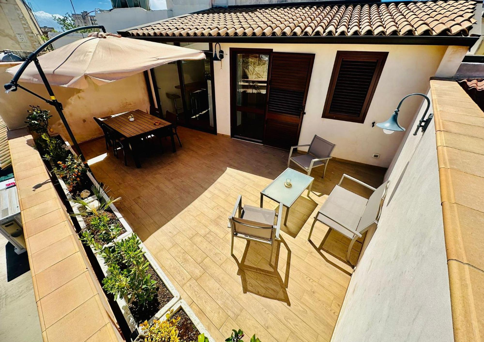 Holiday House Valpie Avola Esterno foto